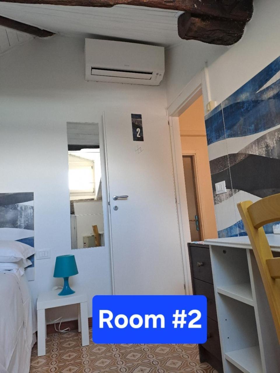 Barbara Hotel *